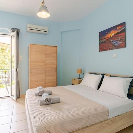 Seaside Escape Apartments - Poseidon Palaiá Fókaia Eksteriør bilde