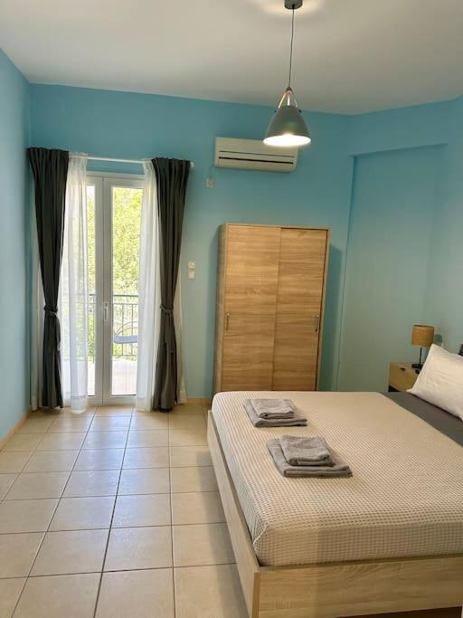 Seaside Escape Apartments - Poseidon Palaiá Fókaia Eksteriør bilde
